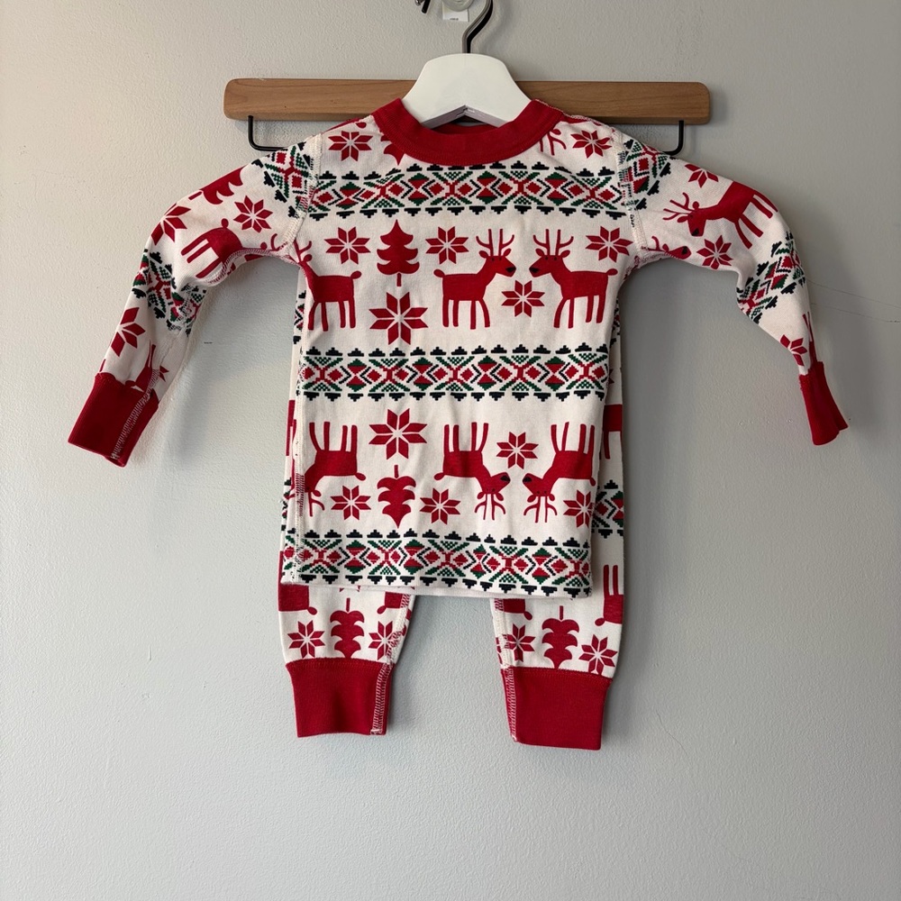 Hanna Andersson‎ HannaJams Two Piece Deer Deer Red and White Pajamas 2T